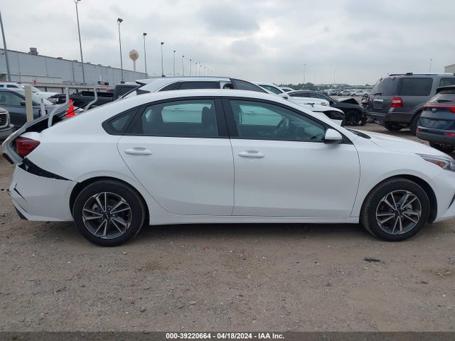 KIA Forte Lxs 2023 3KPF24AD2PE566806 Image 13