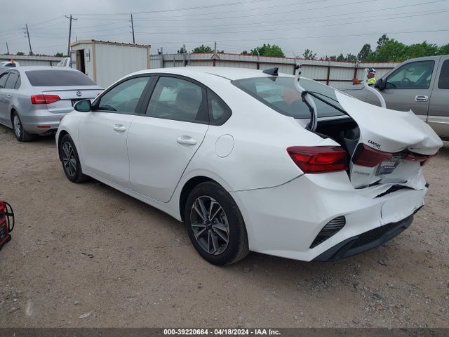 KIA Forte Lxs 2023 3KPF24AD2PE566806 Image 3