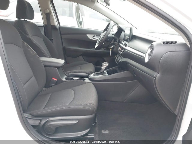 KIA Forte Lxs 2023 3KPF24AD2PE566806 Image 5