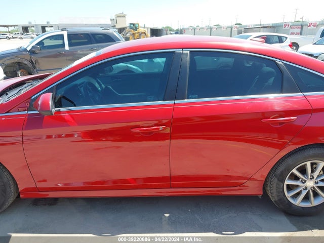 Hyundai SONATA ECO 2018 5NPE24AA7JH713187 Image 14