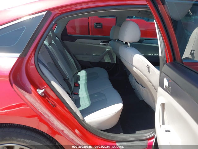 Hyundai SONATA ECO 2018 5NPE24AA7JH713187 Image 8