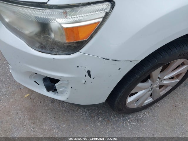 4A4AP3AU4EE016157 Mitsubishi Outlander Sport Es