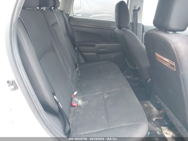 4A4AP3AU4EE016157 Mitsubishi Outlander Sport Es