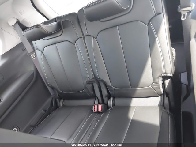 1C4RJKBG2P8751560 Jeep Grand Cherokee L Limited 4x4