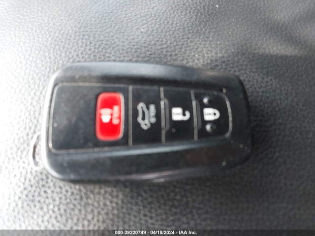 Toyota Rav4 Xle 2020 2T3W1RFV0LW098168 Image 11