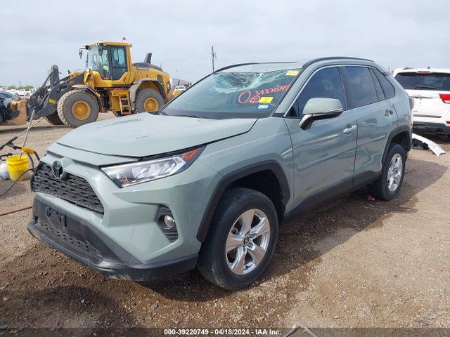Toyota Rav4 Xle 2020 2T3W1RFV0LW098168 Image 2
