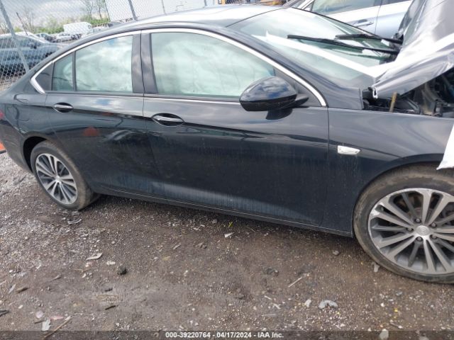 W04GR6SXXJ1092080 Buick Regal Sportback Essence