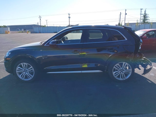 WA1BNAFY8J2085716 Audi Q5 2.0t Premium/2.0t Tech Premium
