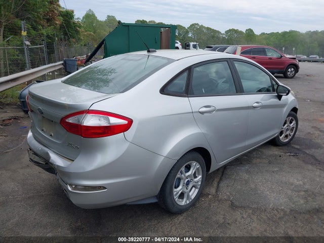 Ford FIESTA SE 2016 3FADP4BJ4GM198038 Image 4