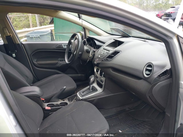 Ford FIESTA SE 2016 3FADP4BJ4GM198038 Image 5