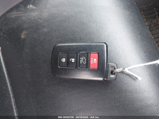 5TDJZRFH3KS958447 Toyota Highlander Xle