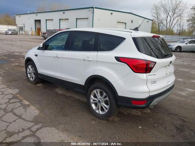 Ford ESCAPE SE 2019 1FMCU0GD5KUC07677 Image 3