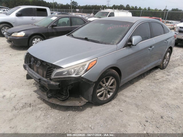 Hyundai SONATA SE 2016 5NPE24AFXGH285152 Image 2