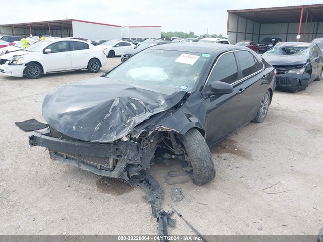 Toyota CAMRY XLE 2015 4T4BF1FK5FR487608 Image 2