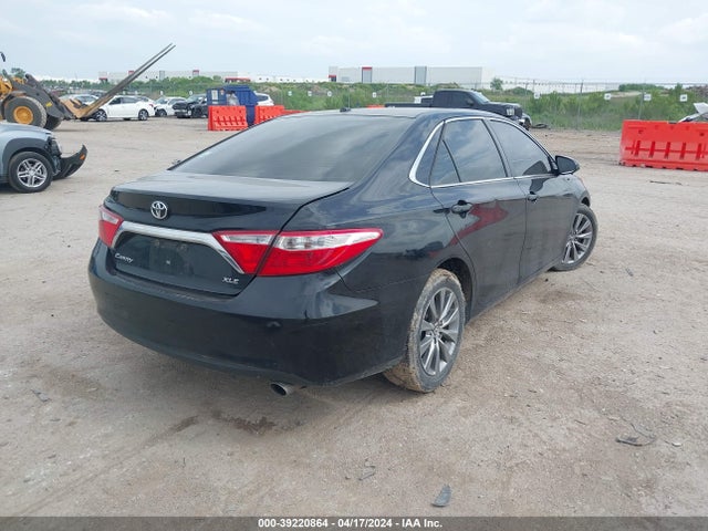 Toyota CAMRY XLE 2015 4T4BF1FK5FR487608 Image 4