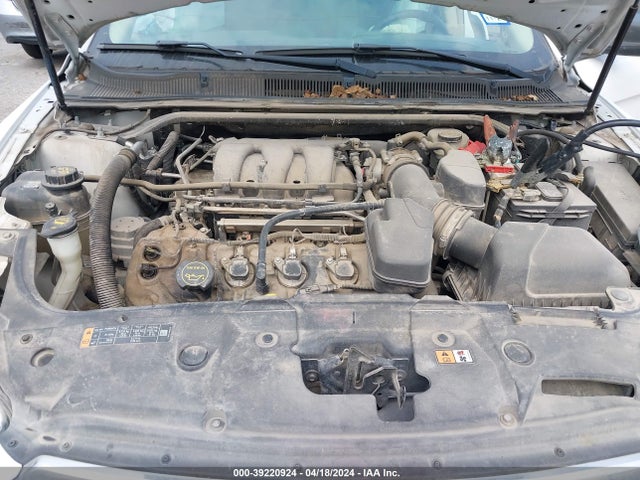 Ford TAURUS SE 2017 1FAHP2D87HG135804 Image 10