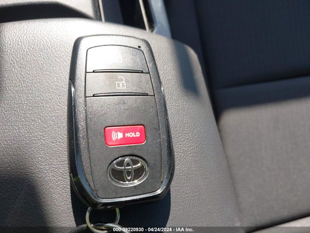 Toyota Prius Le 2024 JTDACAAU4R3017138 Image 11