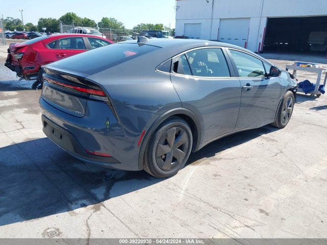 Toyota Prius Le 2024 JTDACAAU4R3017138 Image 4