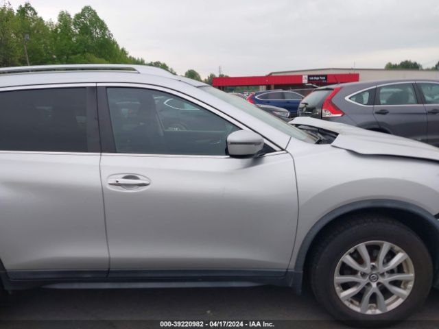 KNMAT2MV2JP542884 Nissan ROGUE SV