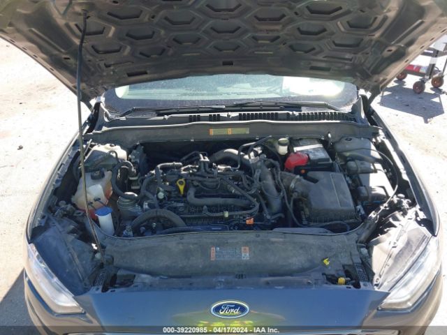 3FA6P0HDXKR232160 Ford FUSION SE