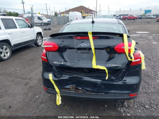 1FADP3J25JL332407 Ford Focus Titanium