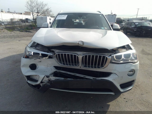 5UXWX7C58G0R17749 BMW X3 Xdrive35i
