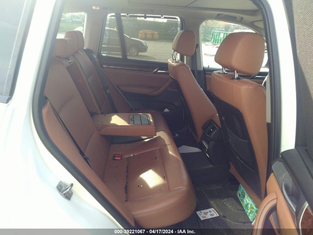 5UXWX7C58G0R17749 BMW X3 Xdrive35i