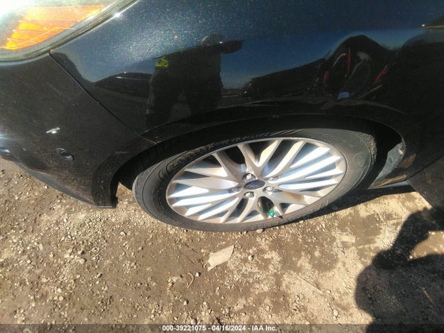 Ford Focus Titanium 2014 1FADP3J26EL240146 Image 6
