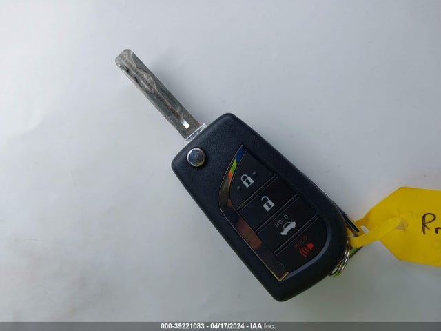 Toyota CAMRY LE 2018 4T1B11HK7JU652153 Image 11