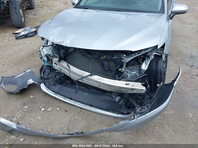 Toyota CAMRY LE 2018 4T1B11HK7JU652153 Image 6