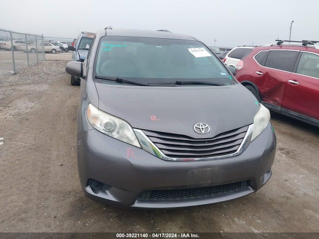 Toyota Sienna Le 8 Passenger 2015 5TDKK3DC7FS588283 Image 12