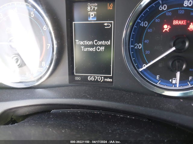 Toyota COROLLA SE 2019 5YFBURHE6KP938756 Image 7