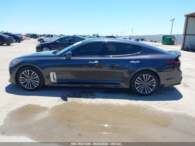 KNAE25LAXK6051746 KIA Stinger Premium