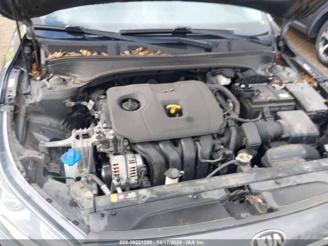 3KPF24AD9KE008928 KIA Forte Lxs
