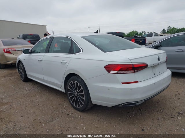 1VWBA7A38NC005456 Volkswagen Passat 2.0t Limited Edition