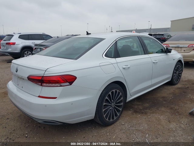1VWBA7A38NC005456 Volkswagen Passat 2.0t Limited Edition