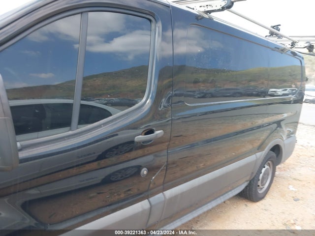 Ford Transit-150 2016 1FTYE1YM3GKB56680 Image 14