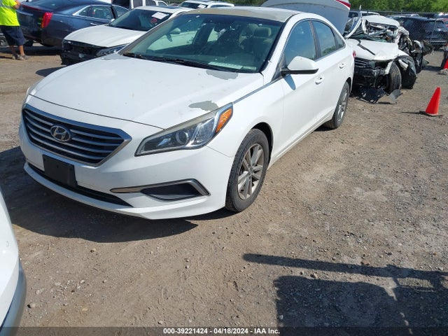 Hyundai SONATA SE 2016 5NPE24AFZGH361226 Image 2