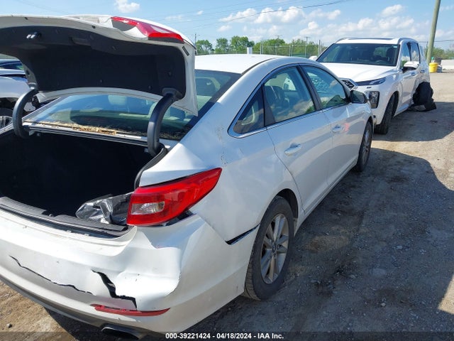 Hyundai SONATA SE 2016 5NPE24AFZGH361226 Image 4