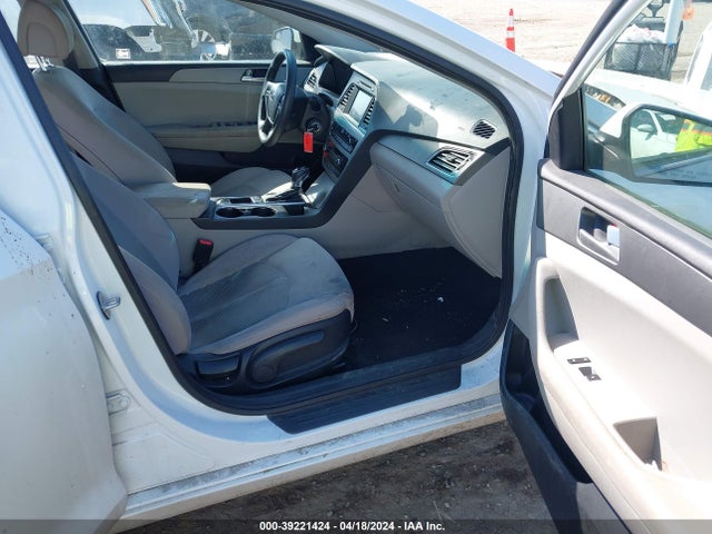 Hyundai SONATA SE 2016 5NPE24AFZGH361226 Image 5