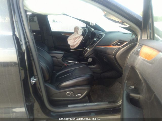 5LMCJ3C99KUL21318 Lincoln Mkc Reserve