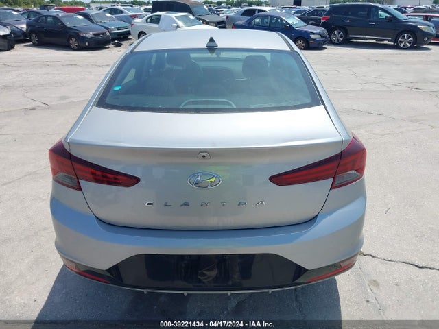 Hyundai ELANTRA SEL 2020 5NPD84LF0LH559735 Image 16