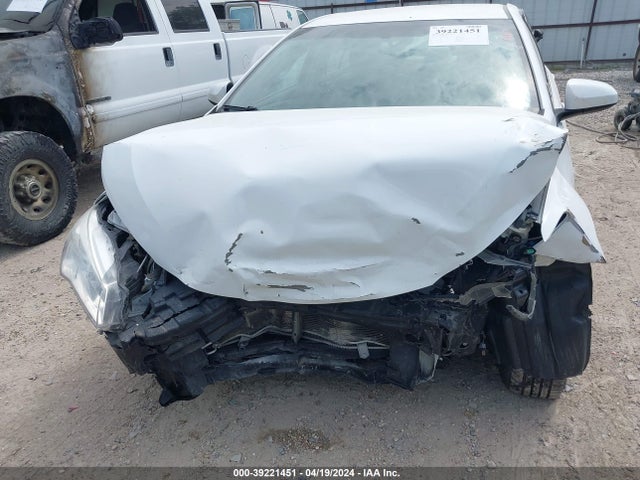 Toyota CAMRY LE 2016 4T4BF1FK1GR537244 Image 13
