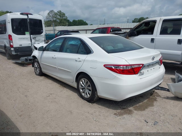 Toyota CAMRY LE 2016 4T4BF1FK1GR537244 Image 3