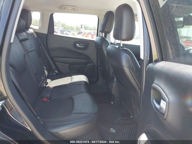 3C4NJCBB6JT374622 Jeep Compass Latitude Fwd