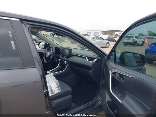 2T3H1RFV4NW212524 Toyota RAV4 LE