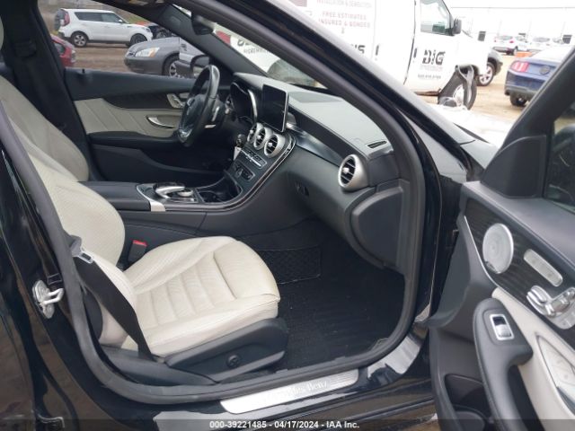 55SWF4KB3FU063388 Mercedes-Benz C 300 4matic/luxury 4matic/sport 4matic