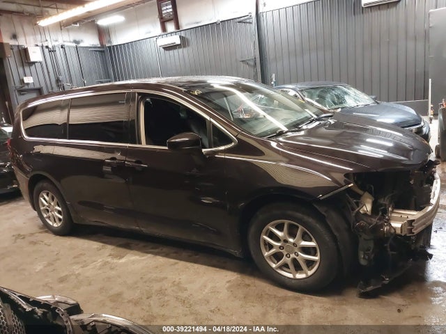 Chrysler Pacifica Touring 2017 2C4RC1DG8HR525479 Image 14