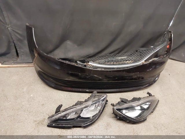 Chrysler Pacifica Touring 2017 2C4RC1DG8HR525479 Image 12