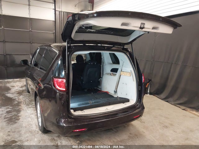 Chrysler Pacifica Touring 2017 2C4RC1DG8HR525479 Image 3